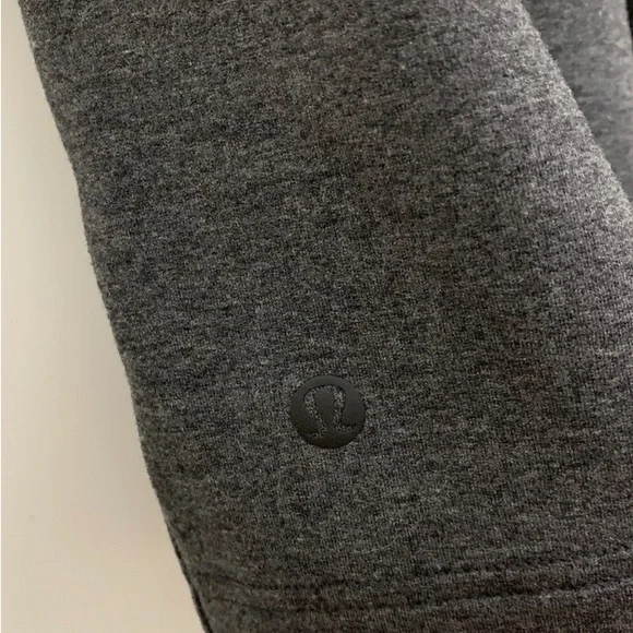 Lululemon Hello Sunday Short size 2 - Picture 4 of 7